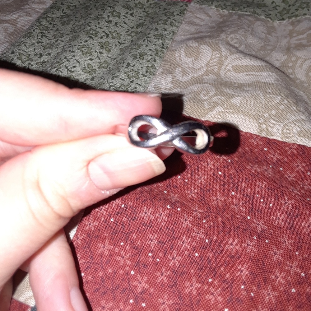 Infinity ring